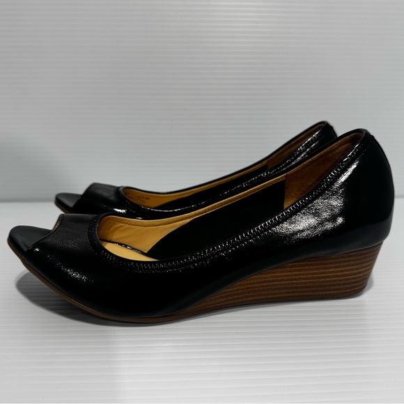 Cole Haan Black Patent Peep Toes Wedge Heels Size 9 - Picture 3 of 12